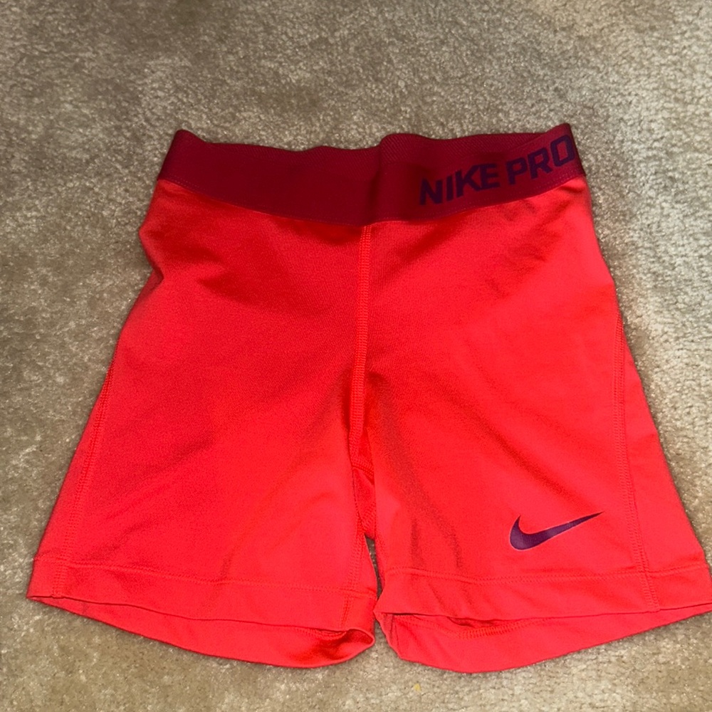 nike pro